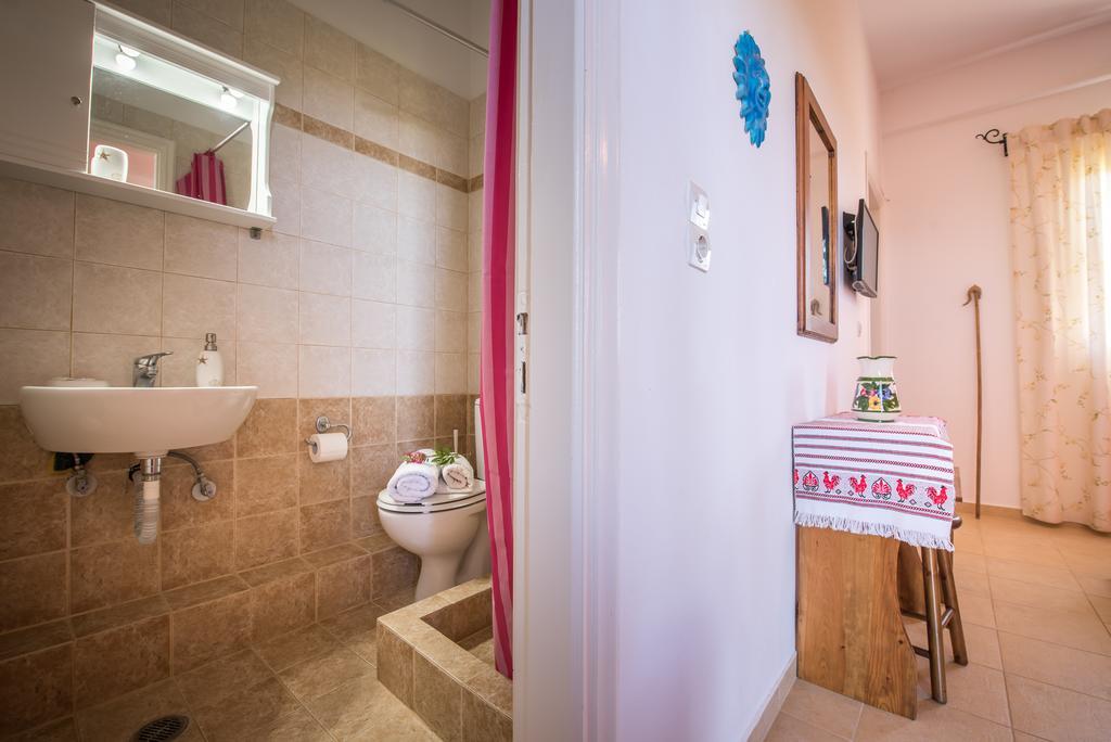Physis Studios Vasilikos  Ruang foto