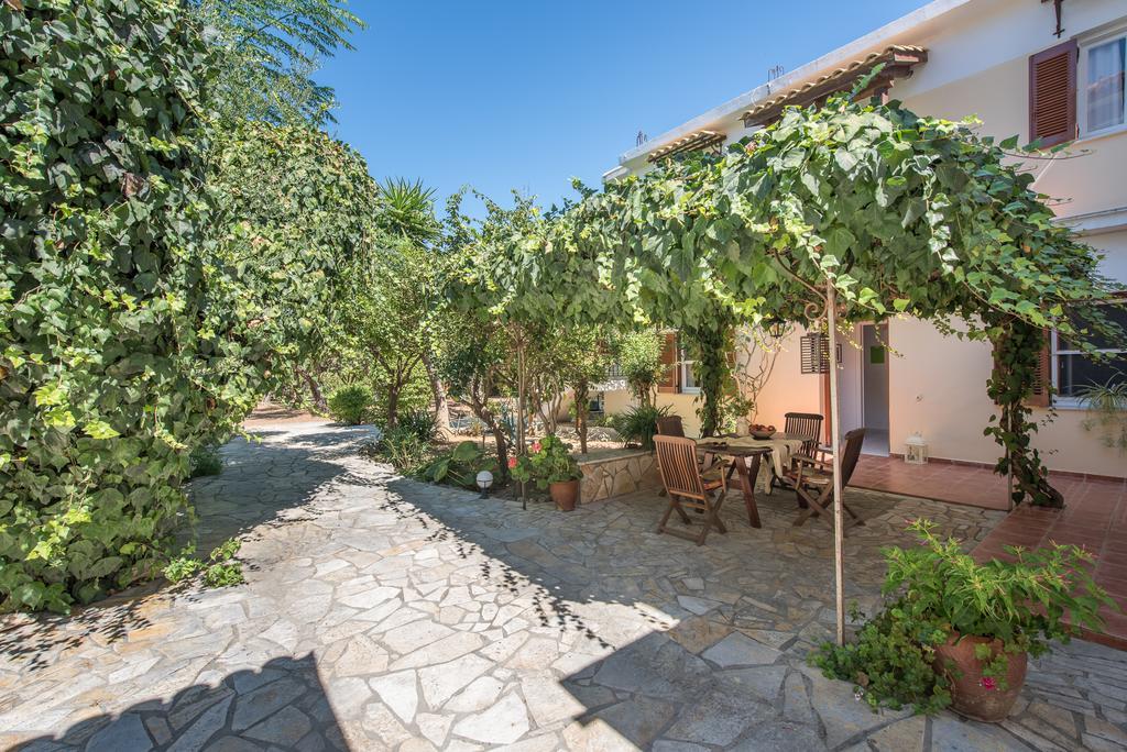 Physis Studios Vasilikos  Bagian luar foto